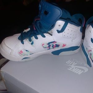 AIR JORDAN 6 RETRO GREEN ABYSS